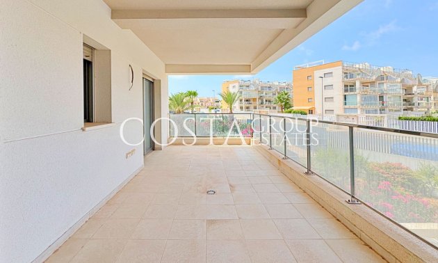 Resale - Apartments -
Orihuela - Villamartin