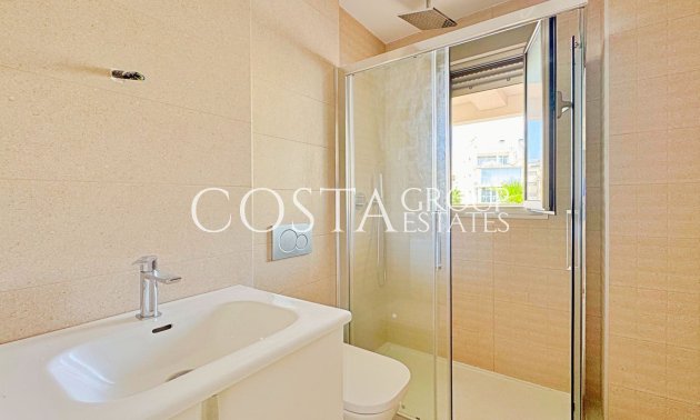 Resale - Apartments -
Orihuela - Villamartin