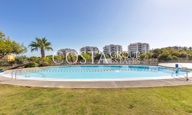 Resale - Apartments -
Orihuela - Villamartin
