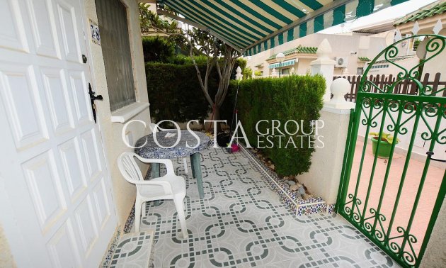 Resale - Villa -
Orihuela - Punta Prima