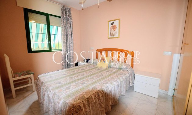 Resale - Villa -
Orihuela - Punta Prima