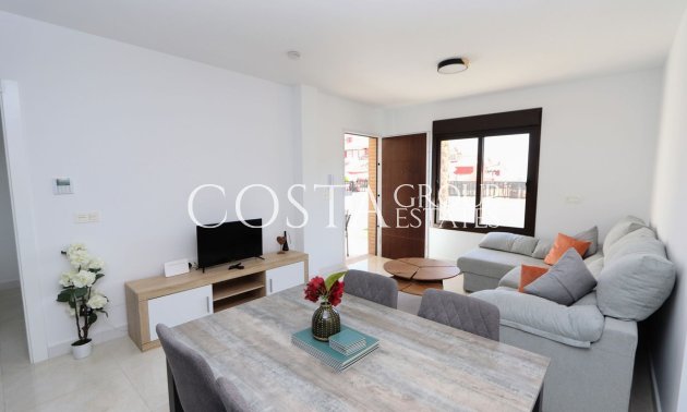 Resale - Villa -
Orihuela - Villamartin