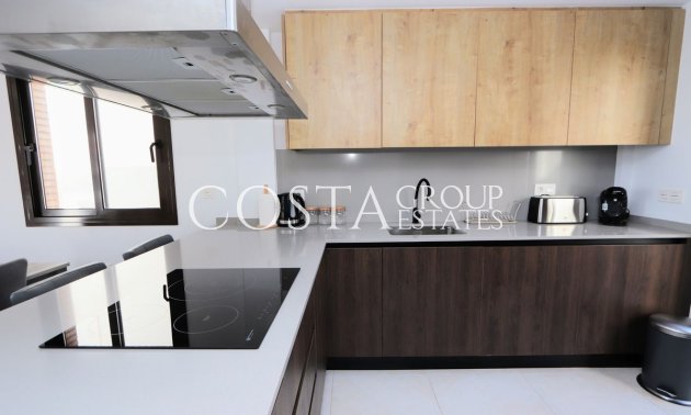 Resale - Villa -
Orihuela - Villamartin