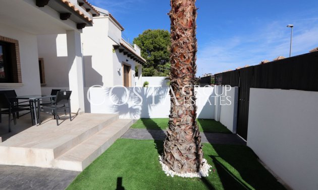 Resale - Villa -
Orihuela - Villamartin