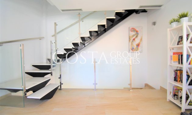 Resale - Villa -
Orihuela Costa - Villamartín