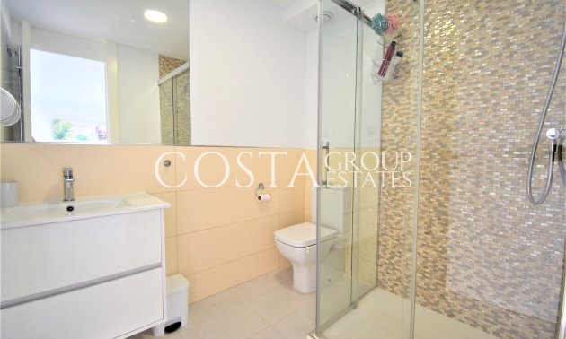 Resale - Villa -
Orihuela Costa - Villamartín