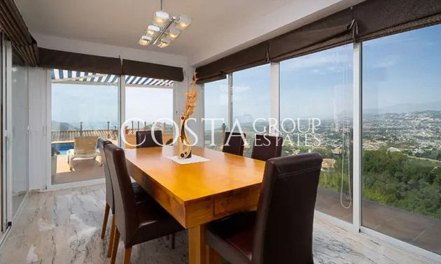 Resale - Villa -
Teulada - Moraira