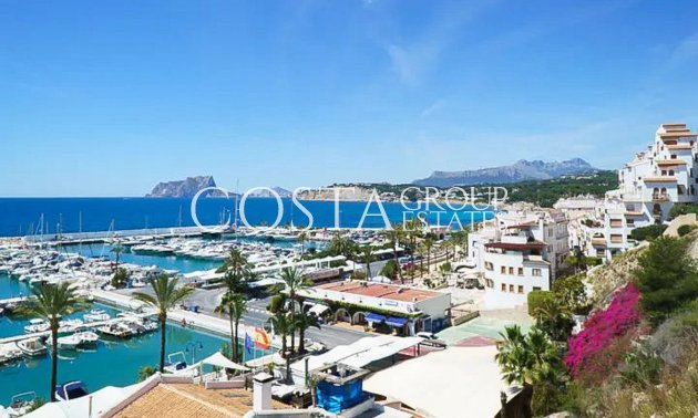 Resale - Villa -
Teulada - Moraira