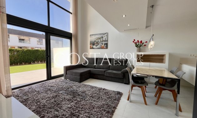 Resale - Villa -
Orihuela - Los Dolses