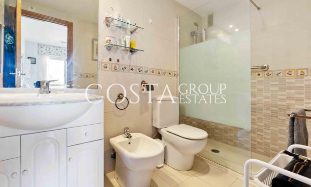 Resale - Apartments -
Orihuela - Campoamor