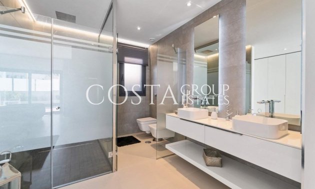 Resale - Villa -
Orihuela - Campoamor