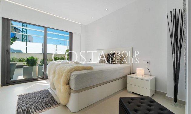 Resale - Villa -
Orihuela - Campoamor