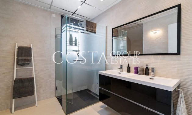 Resale - Villa -
Orihuela - Campoamor