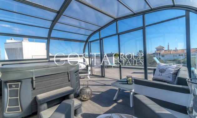 Resale - Villa -
Orihuela - Campoamor