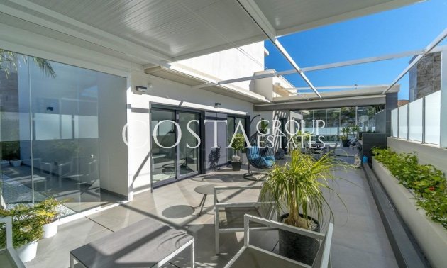 Resale - Villa -
Orihuela - Campoamor