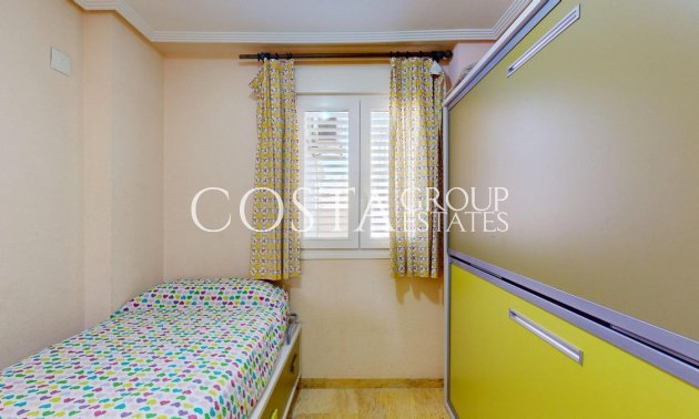 Resale - Apartments -
Orihuela - Campoamor
