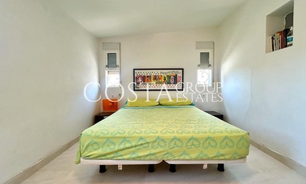 Resale - Villa -
Orihuela - La Zenia