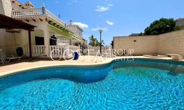 Resale - Villa -
Orihuela - La Zenia