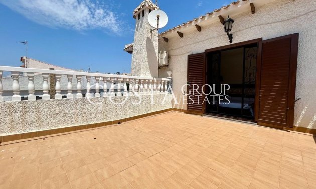 Resale - Villa -
Orihuela - La Zenia