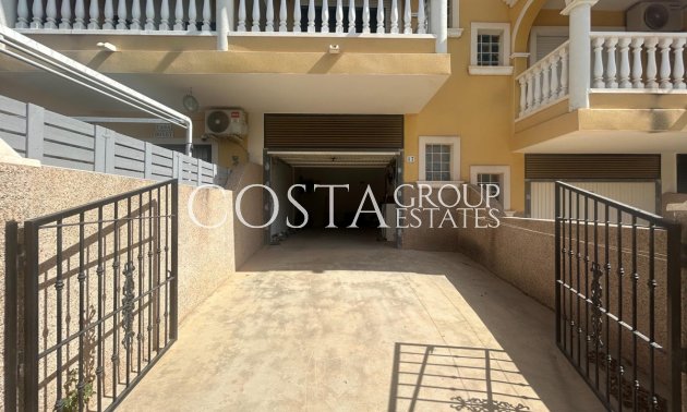 Resale - House -
Algorfa - Montemar