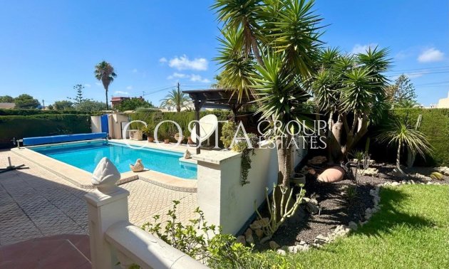 Resale - Villa -
Orihuela - Cabo Roig