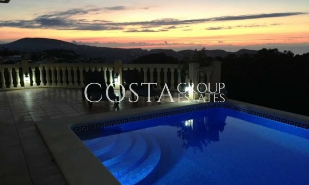 Resale - Villa -
Teulada - Moraira