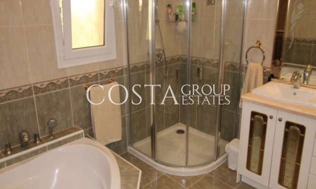 Resale - Villa -
Teulada - Moraira