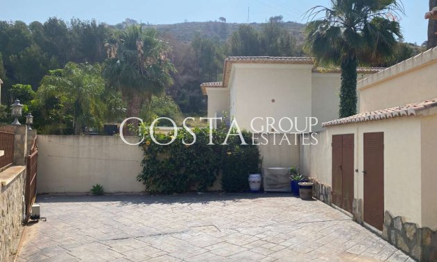 Resale - Villa -
Teulada - Moraira
