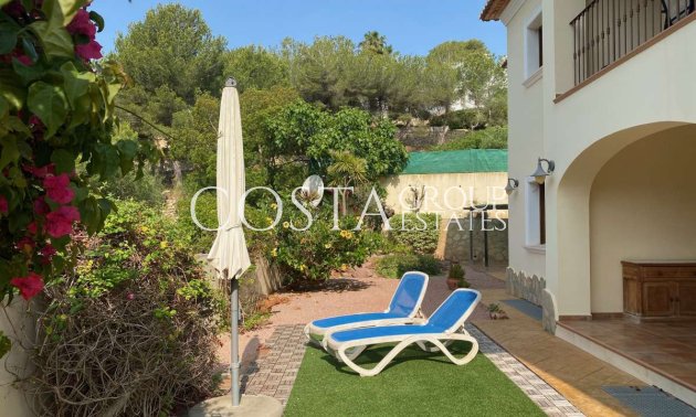 Resale - Villa -
Teulada - Moraira