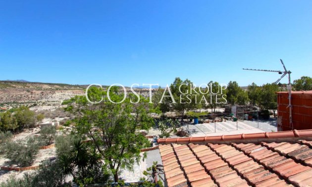 Wiederverkauf - Villa -
Albudeite