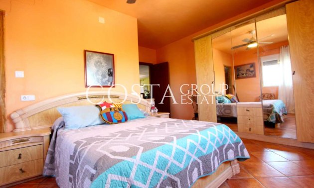 Wiederverkauf - Villa -
Albudeite