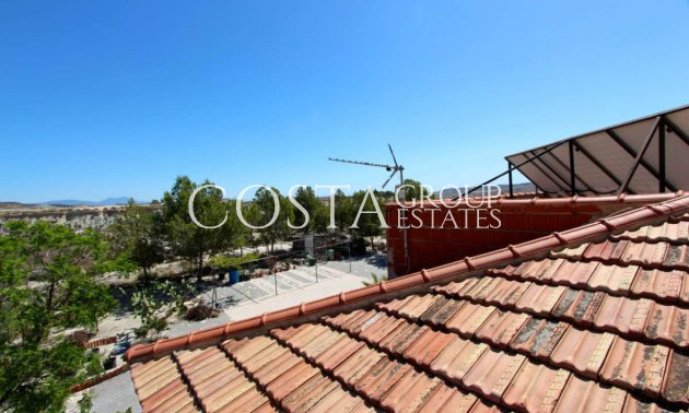 Wiederverkauf - Villa -
Albudeite