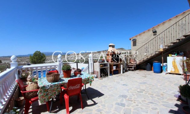 Wiederverkauf - Villa -
Albudeite