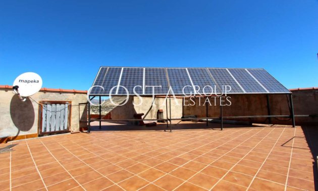 Wiederverkauf - Villa -
Albudeite