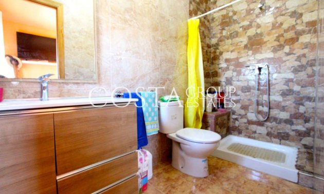 Wiederverkauf - Villa -
Albudeite