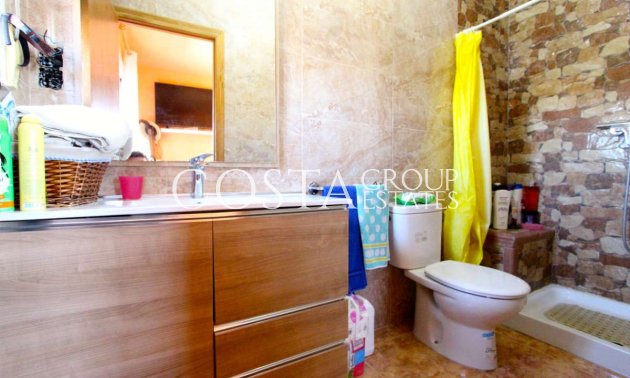 Wiederverkauf - Villa -
Albudeite