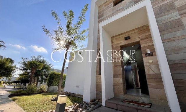 Resale - Villa -
Orihuela - Los Dolses