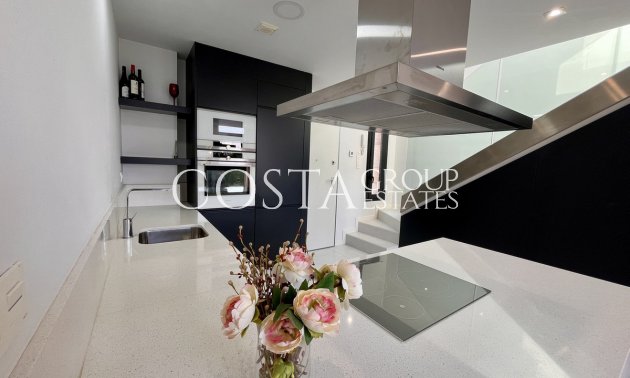 Resale - Villa -
Orihuela - Villamartin