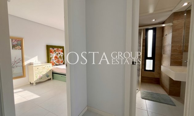 Resale - Villa -
Orihuela - Villamartin