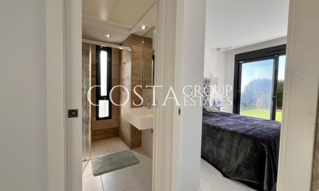 Resale - Villa -
Orihuela - Villamartin