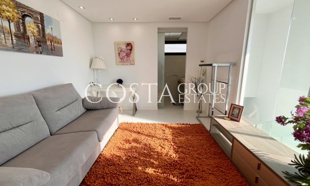 Resale - Villa -
Orihuela - Villamartin