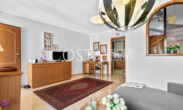 Resale - House -
Torrevieja - Torrevieja Centro