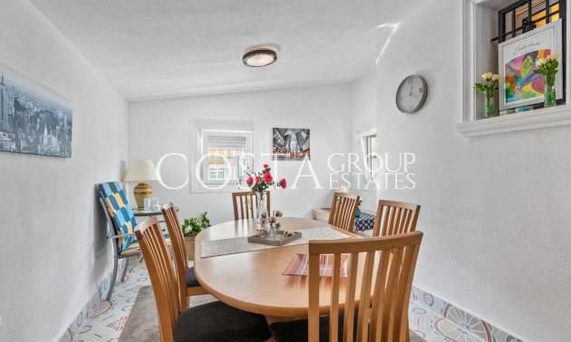 Resale - House -
Torrevieja - Torrevieja Centro