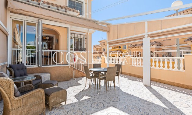 Resale - House -
Torrevieja - Torrevieja Centro