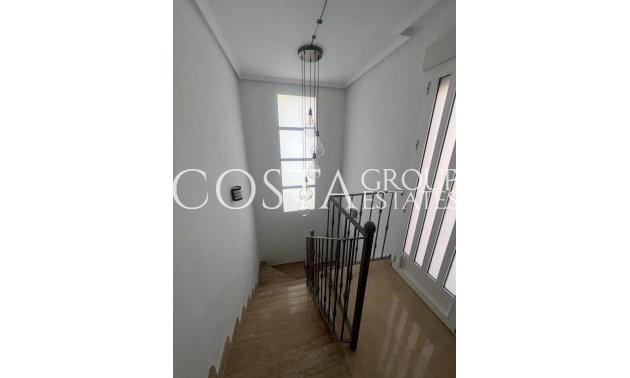 Resale - Villa -
Fortuna - El Reloj