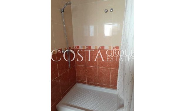 Resale - Villa -
Fortuna - El Reloj