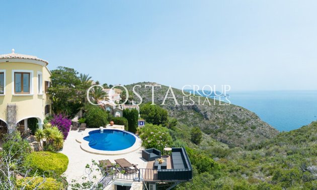 Resale - Villa -
Benitachell - Cumbre Del Sol