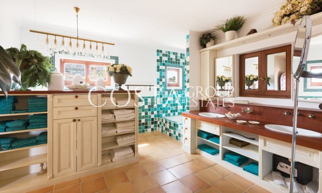 Resale - Villa -
Benitachell - Cumbre Del Sol