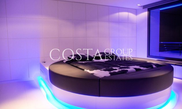 Resale - Villa -
Teulada - Moraira