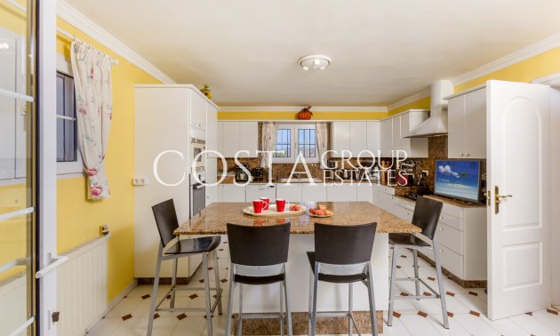 Resale - Villa -
Teulada - Moraira